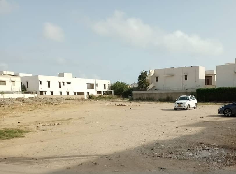 666 Square Yards Residential Plots for Buy in DHA Phase 6, Karachi 0