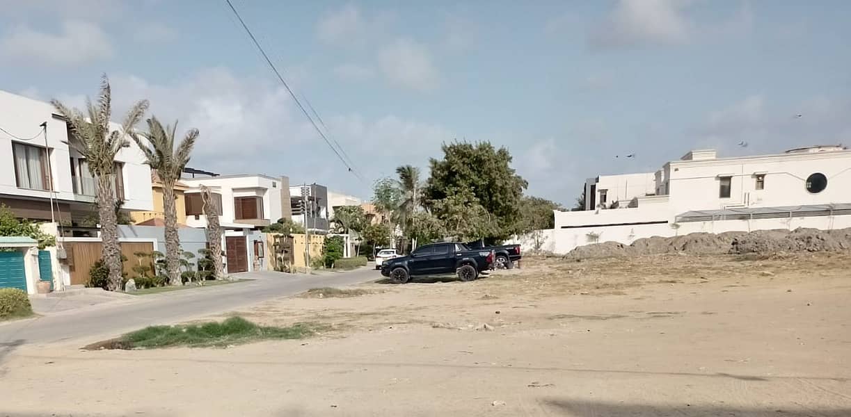 666 Square Yards Residential Plots for Buy in DHA Phase 6, Karachi 1