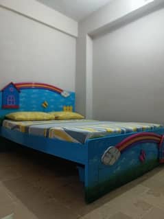 kids bed for sell 0