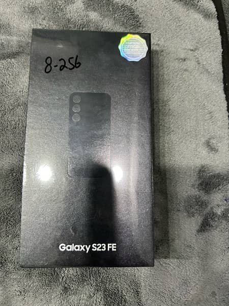 Samsung Galaxy S23 FE 8gb 256gb Box pack 1 year warrenty 1