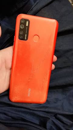 Tecno spark 5 pro 4/64 0