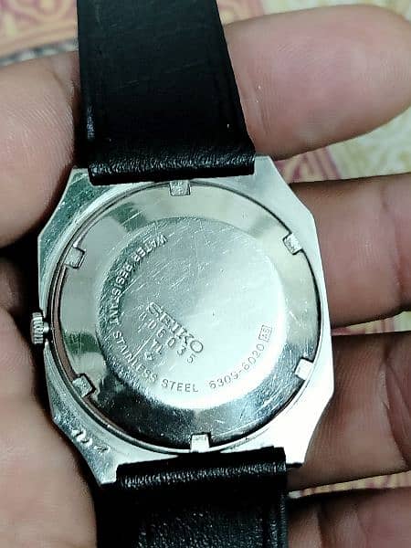 antique Old is Gold TV shape Seiko 5 vintage original Japan automatic 3