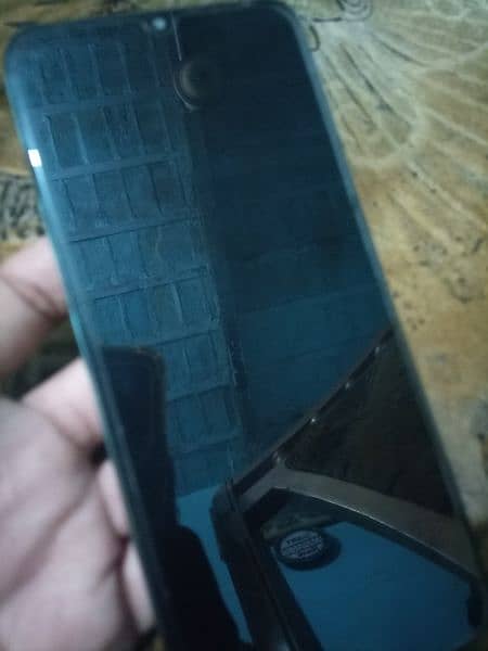 Infinix Hot 11 Play +box for sale 10/10 condition no scratch no crack. 2