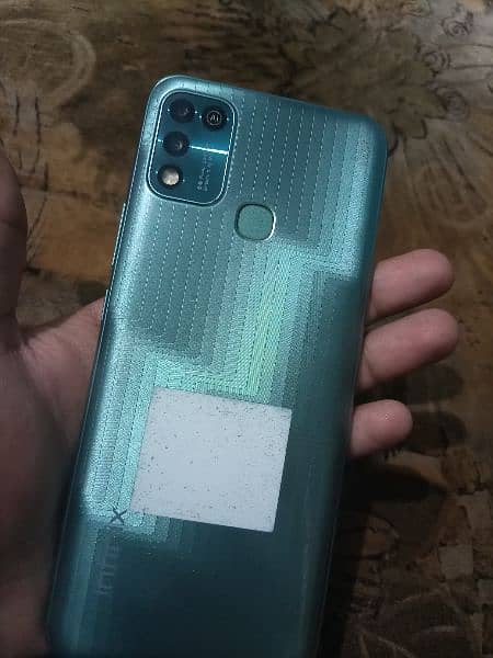 Infinix Hot 11 Play +box for sale 10/10 condition no scratch no crack. 3