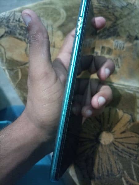 Infinix Hot 11 Play +box for sale 10/10 condition no scratch no crack. 6