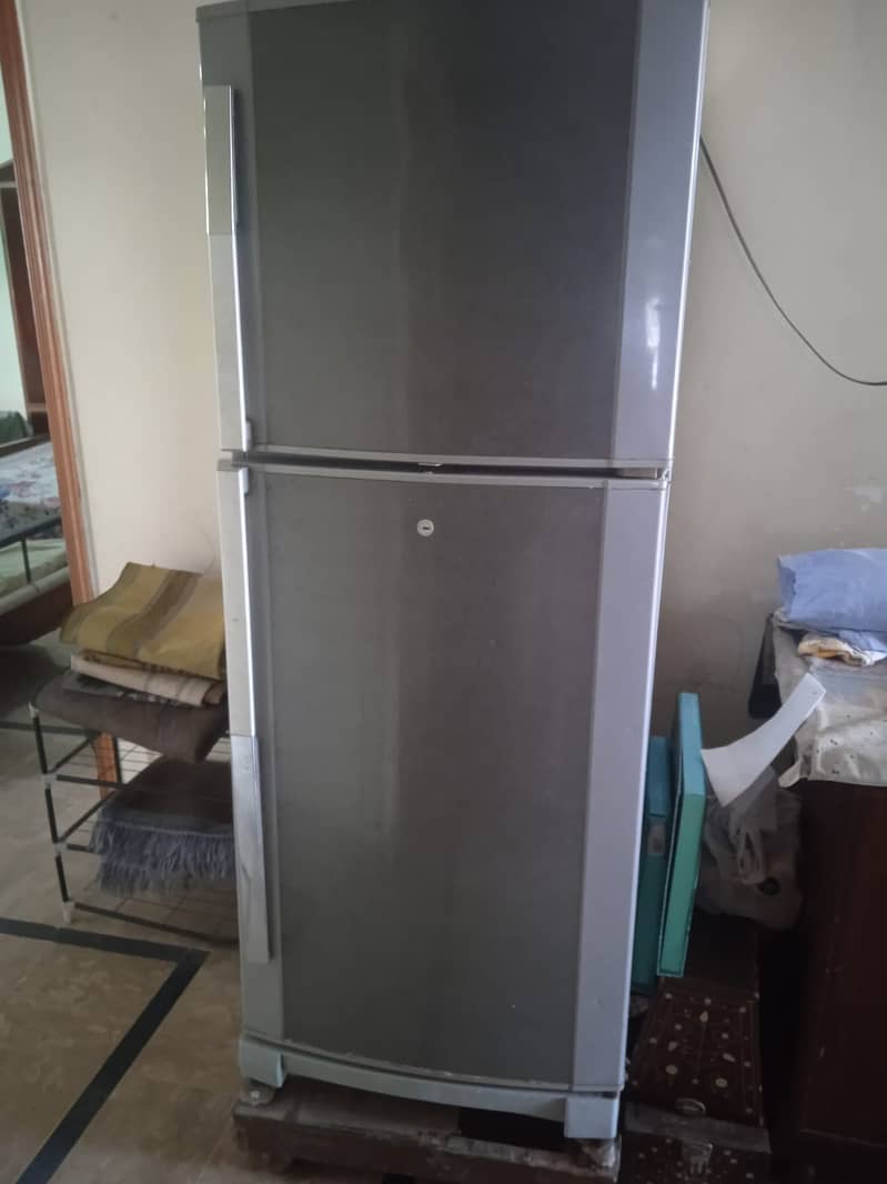 DAWLANCE FREEZER MEDIUM SIZE 3