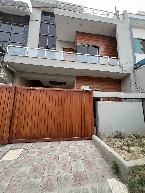 Beautiful House on Investor Rate New City Phase-II (Block A) 1