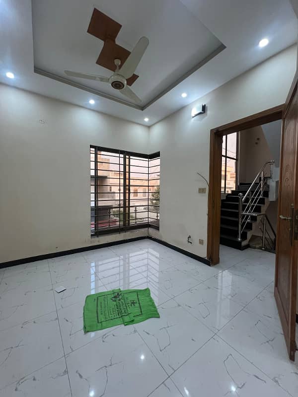 Beautiful House on Investor Rate New City Phase-II (Block A) 2