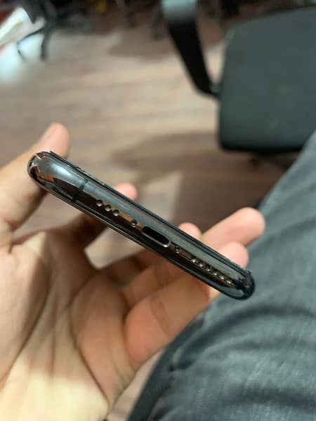 Iphone 11 Pro 256 Gb Dual Pta approved with box 3