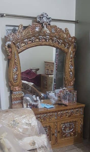 King bed with side tables and dressing table for Sale 2