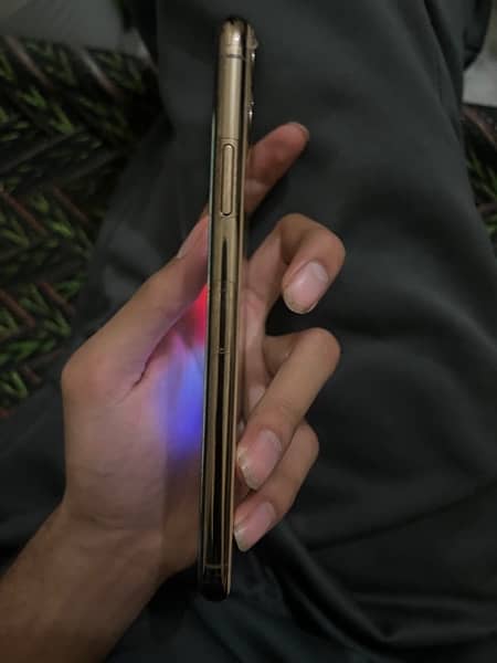iphone 11 pro max pta approved 64gb 1
