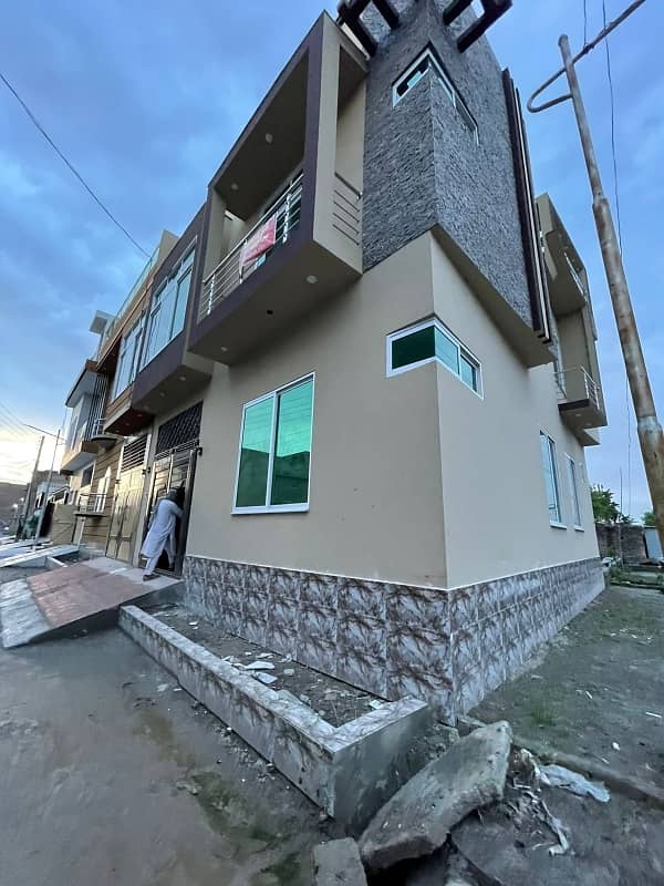 Gorgeous Corner 3 Marla House For sale Available In Sufiyan Garden 16