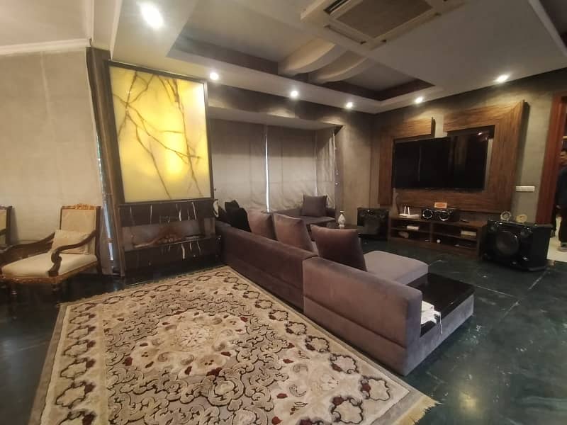 2 Kanal Fully Furnished Bungalow for Rent in DHA 3