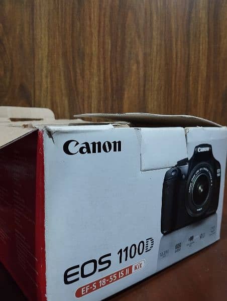 DSLR canon EOS 1100D 1