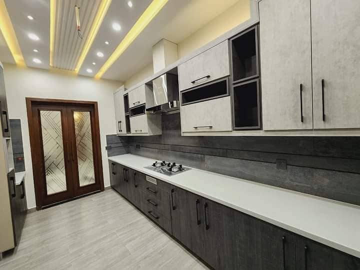 10 Marla Brand New Luxury Bungalow For Sale In Valencia Housing Society Lahore 24