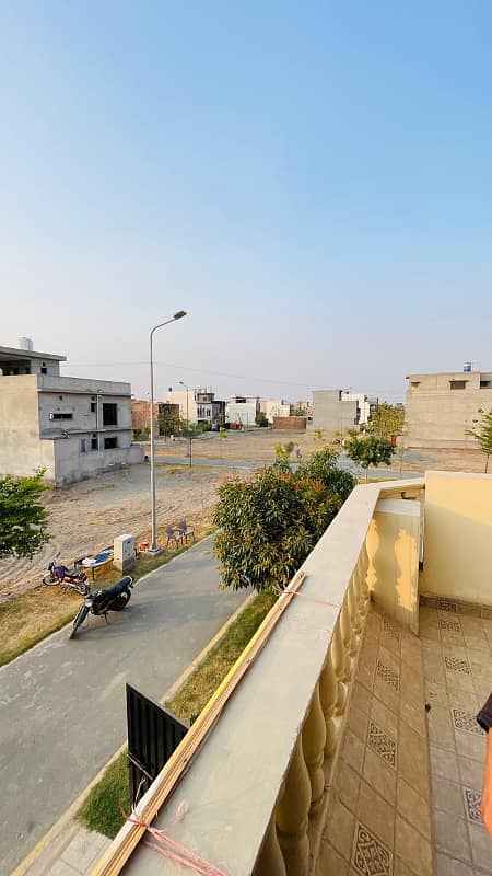 Spanish House for Sale in Parkview City, Lahore 5