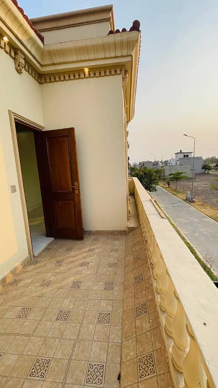 Spanish House for Sale in Parkview City, Lahore 11