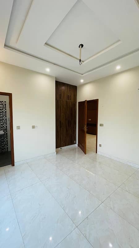 Spanish House for Sale in Parkview City, Lahore 12