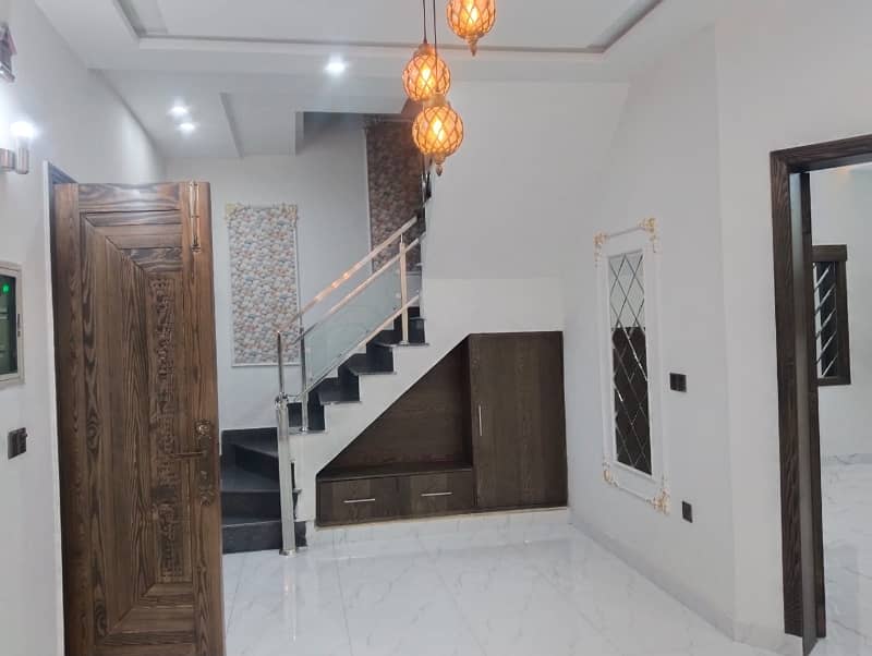 Highly-coveted 5 Marla House Is Available In Johar Town For sale 2