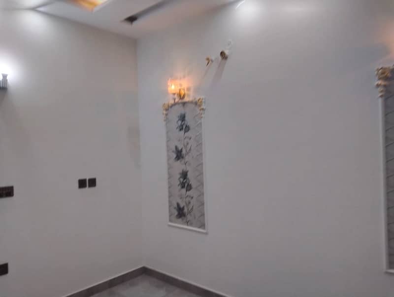 Highly-coveted 5 Marla House Is Available In Johar Town For sale 9