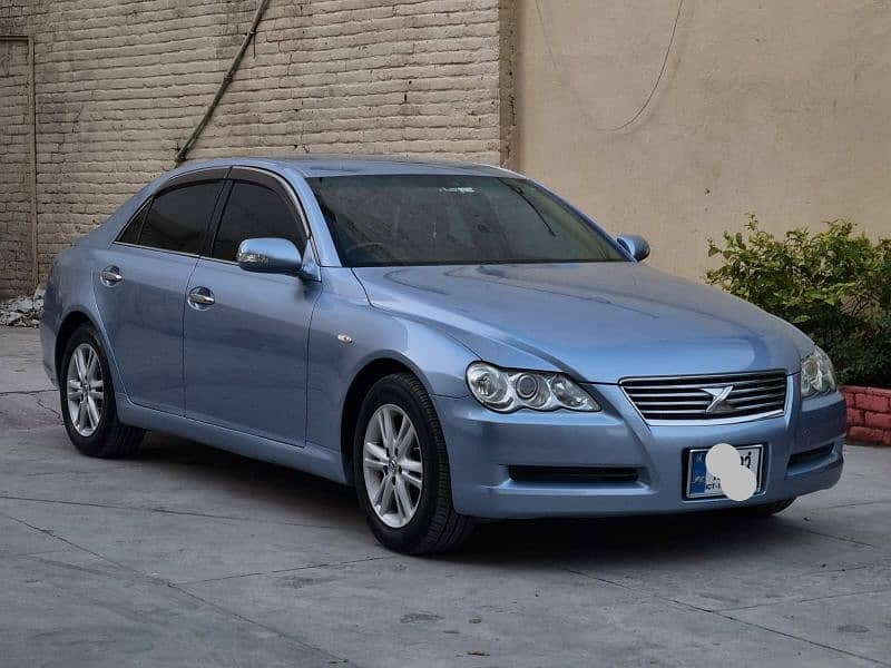 Toyota Mark X 2005 1