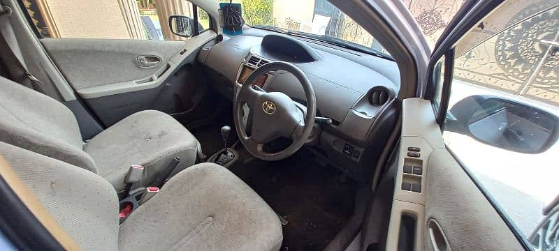 Toyota Vitz 2010 / 2014 Total Geniun 3