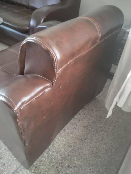 5 seater sofa for sale. 4