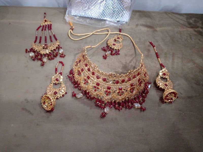 Necklace Set For Sale 4