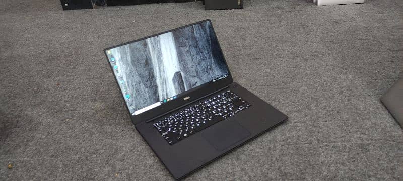 Dell precision xps 15 core i5 7th generation 0