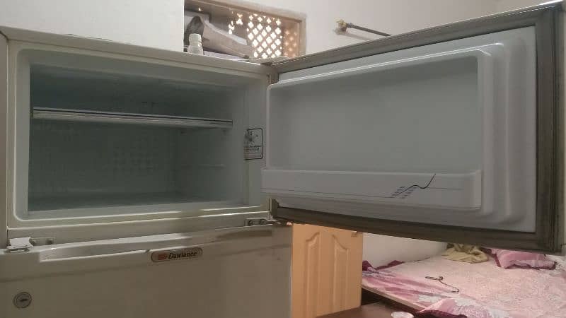 dawlance refrigerator for sale in ghouri town islamabad 1