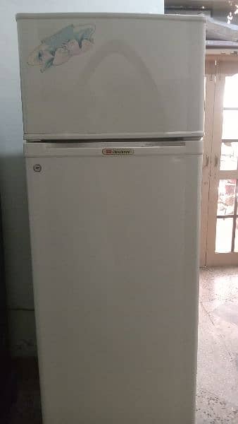 dawlance refrigerator for sale in ghouri town islamabad 4