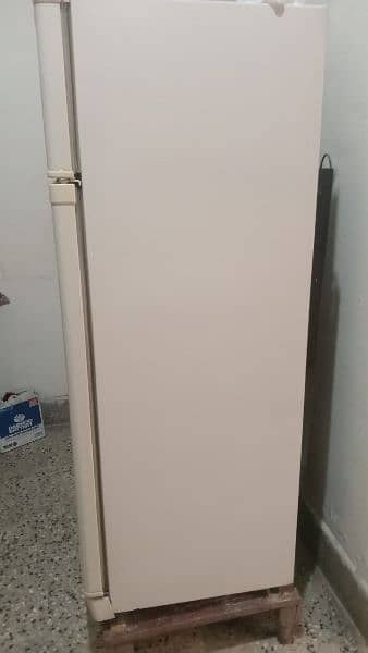 dawlance refrigerator for sale in ghouri town islamabad 5