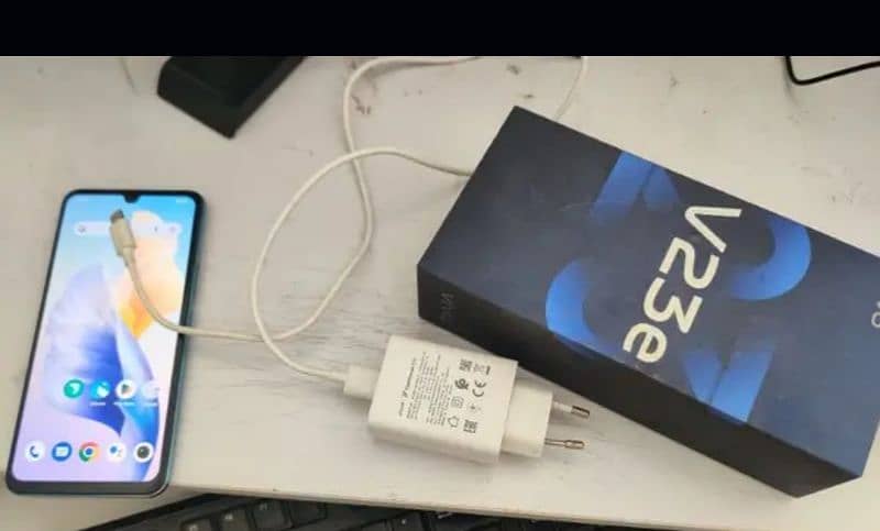 Vivo v23e condition 10 by 10 box okay 03261929751 1