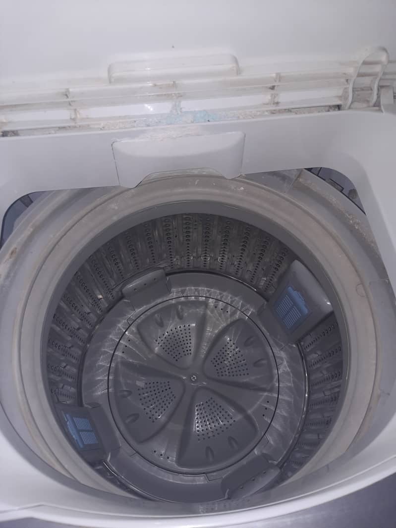 HAIER HWM75-918 Washing Machine and Dryer 7.5kg 1