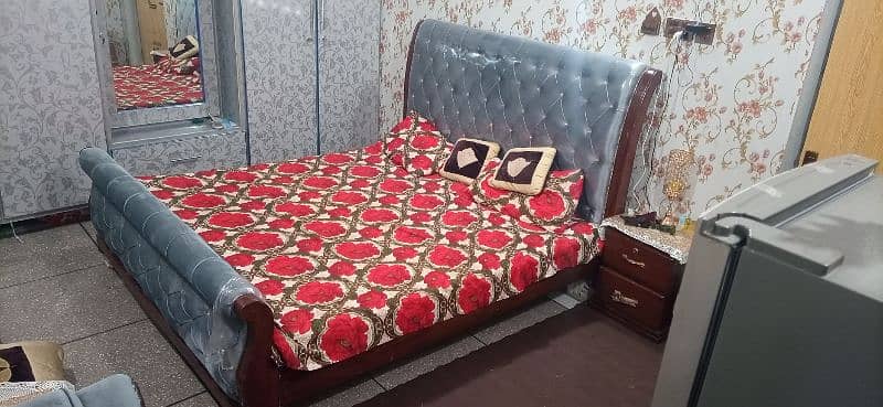 King Size Bed Brand New With side Tables 1