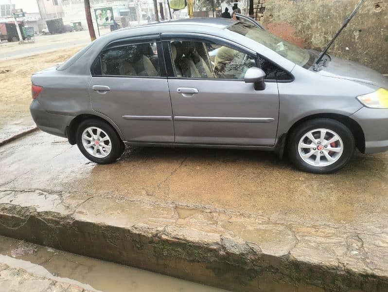 Honda city 2005 model 2