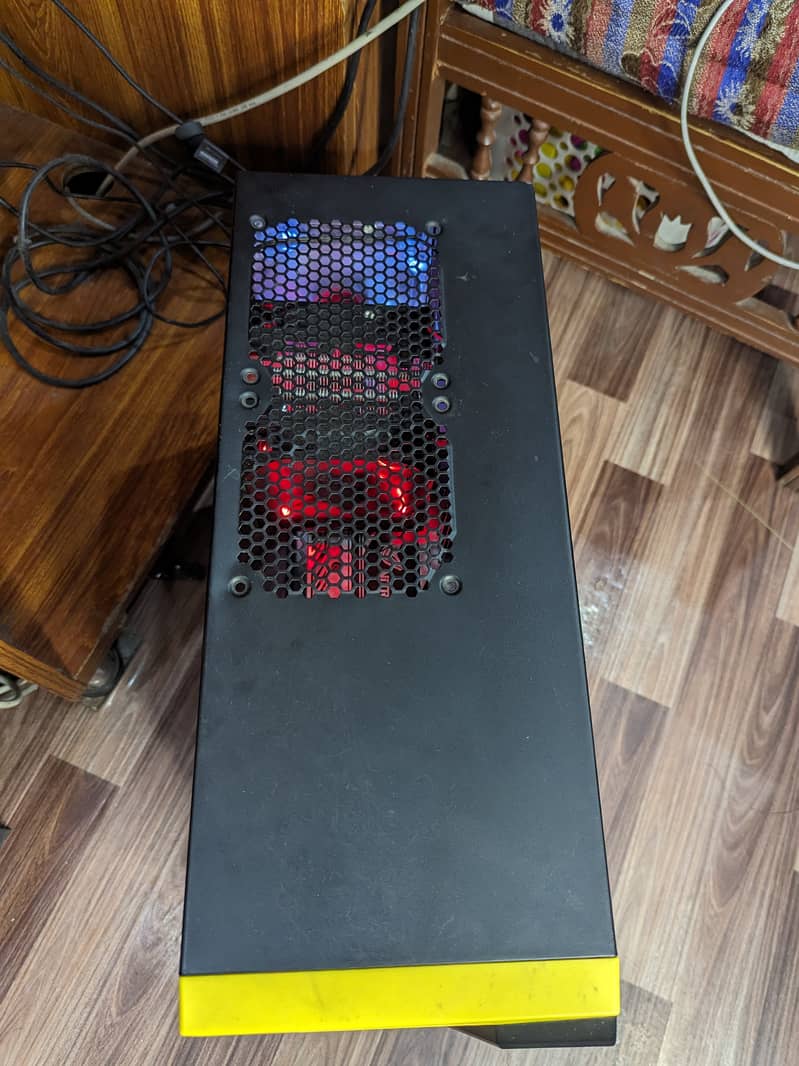 i7-3770, RX 580, 32GB RAM, 1TB HDD + 512GB SSD Multitasking Gaming PC 10