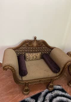 used 7 seater shesham fully carved sofa set for sal urgently