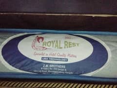 king size spring mattress in very good condition