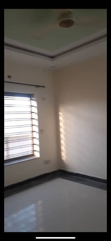 AVAILABLE FOR RENT UUPER PORTION IN ABUBAKAR BLOCK 2