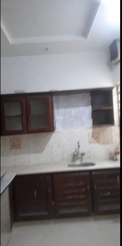 AVAILABLE FOR RENT UUPER PORTION IN ABUBAKAR BLOCK 5