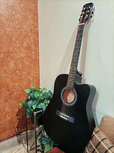 Jumbo Guitar with kit Brand New 0