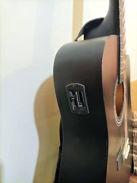 Jumbo Guitar with kit Brand New 4