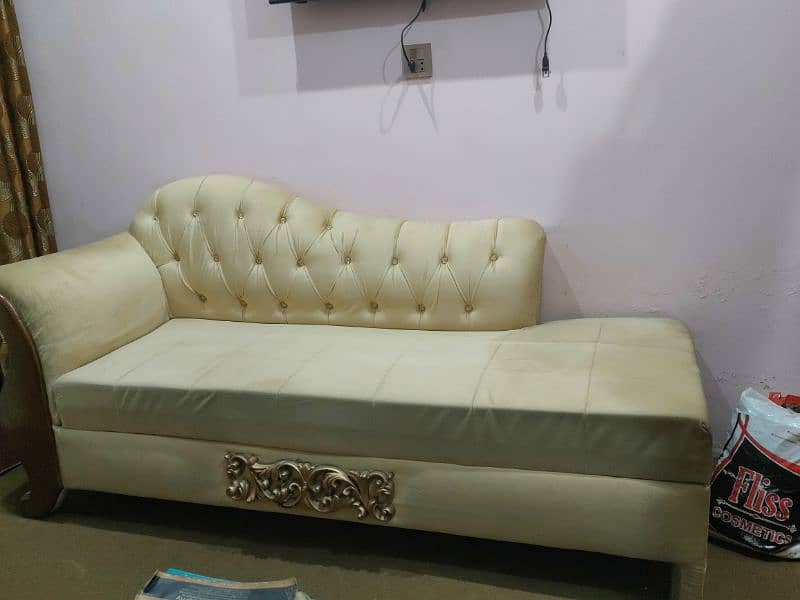 Diwan For sale 2