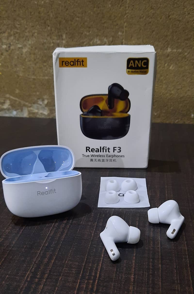 Realfit F3 ANC box packed earbuds 5.4v  (app/Bluetooth connection) 1