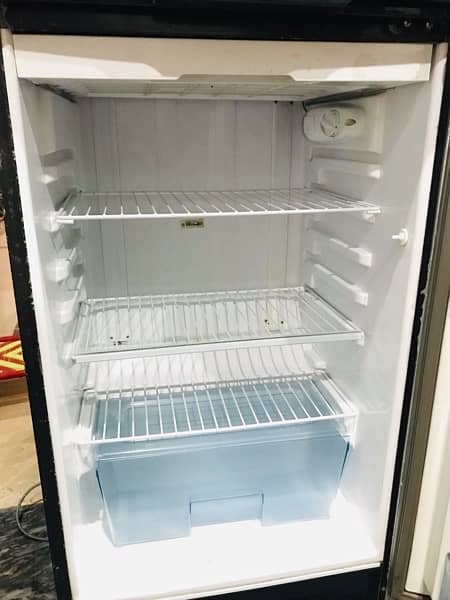 mini refrigerator 1