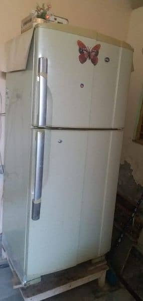 extra large pel fridge for sale 2
