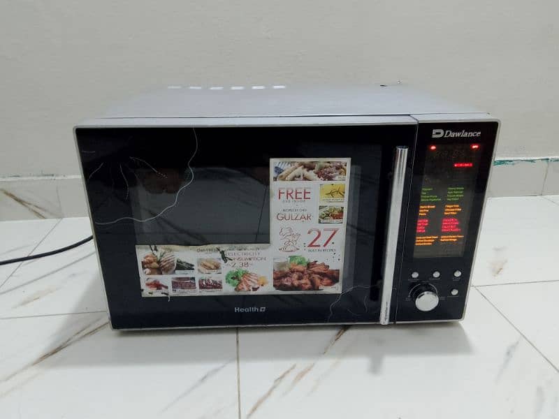 Dawlance microwave oven 2 in 1 grill Wala full size 1