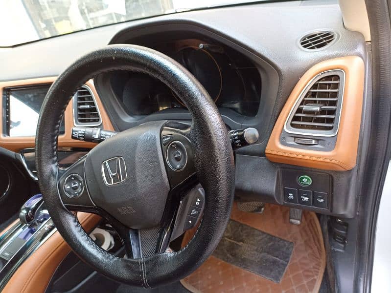 Honda Vezel 2015 3