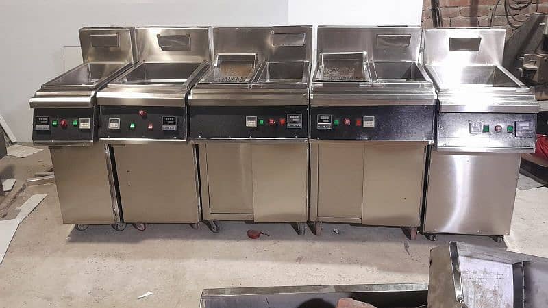 Fryer - Commercial Sink - Stoves - Counters - Oven - Working Tables 1